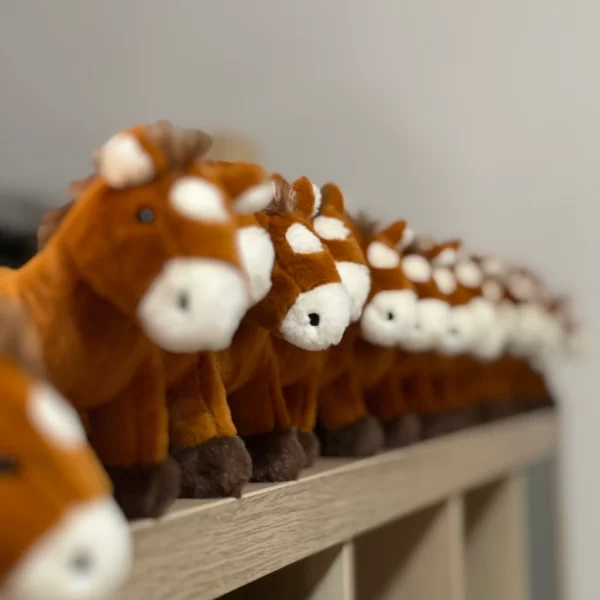 Peluche Mimi Gratte-Cul MiniFeet® – Image 5